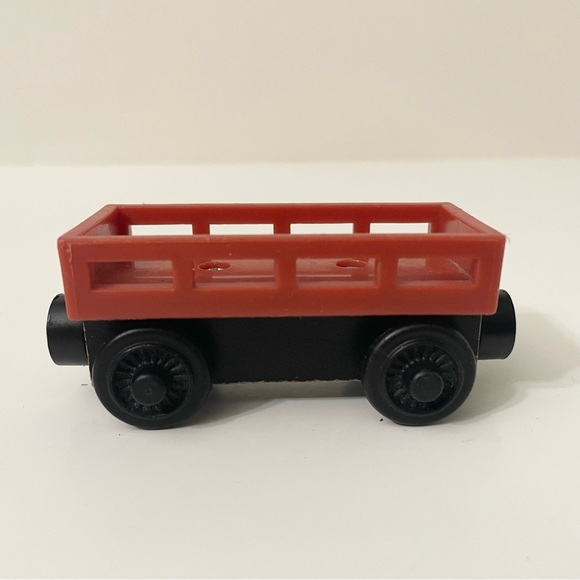 Thomas & Friends Wooden Cargo Car Train - Picture 9 of 10